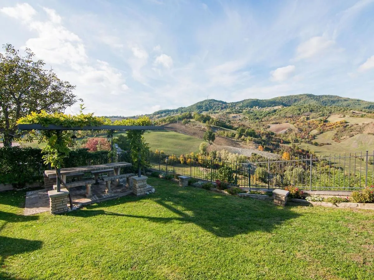 Semesterbostad Belvilla By Oyo La Grotta Petrella Guidi Italien